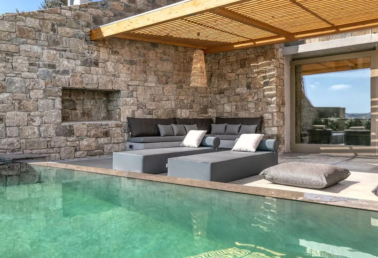 Panormos Bay Suites Hotel
