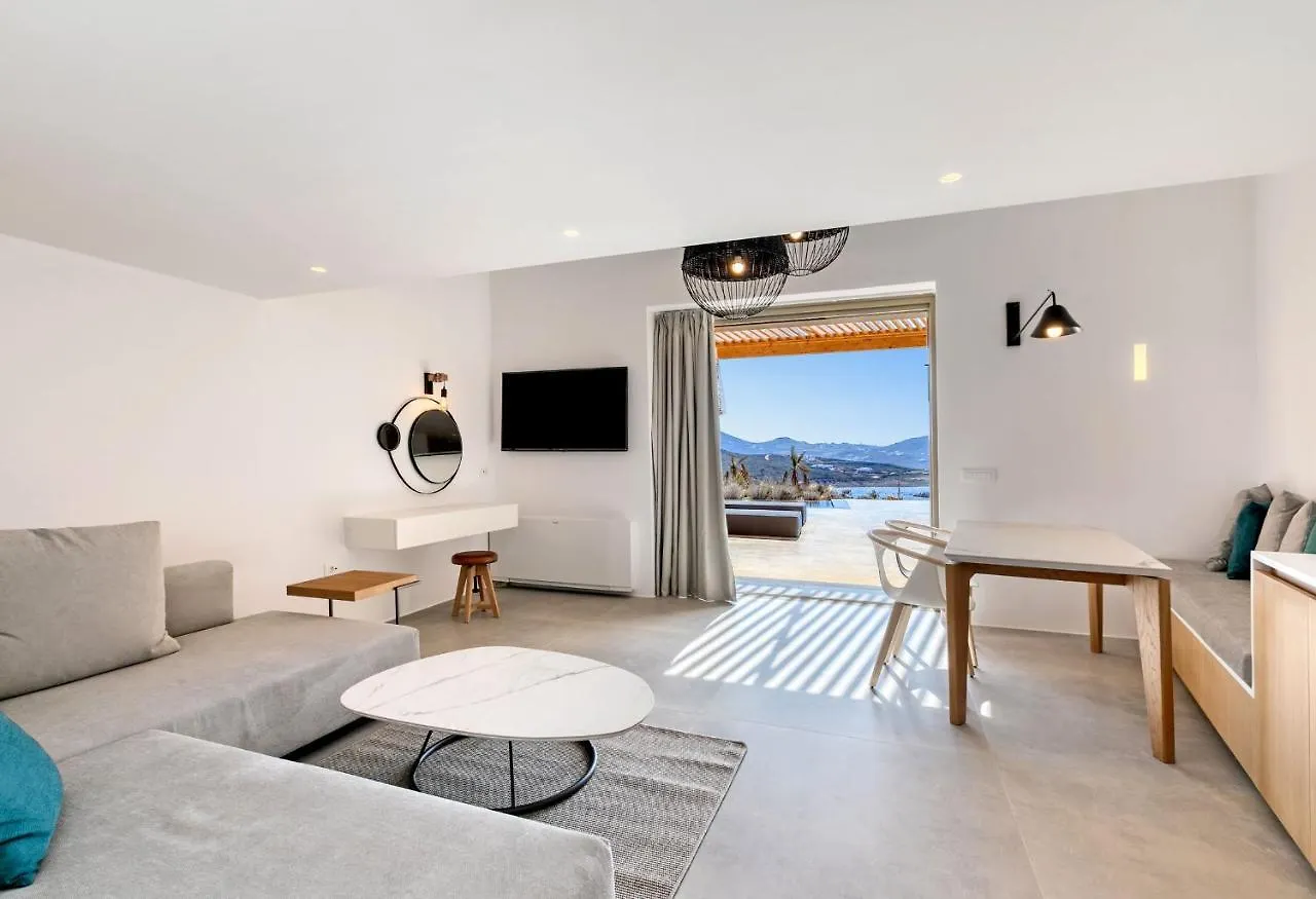 Hotel Panormos Bay Suites